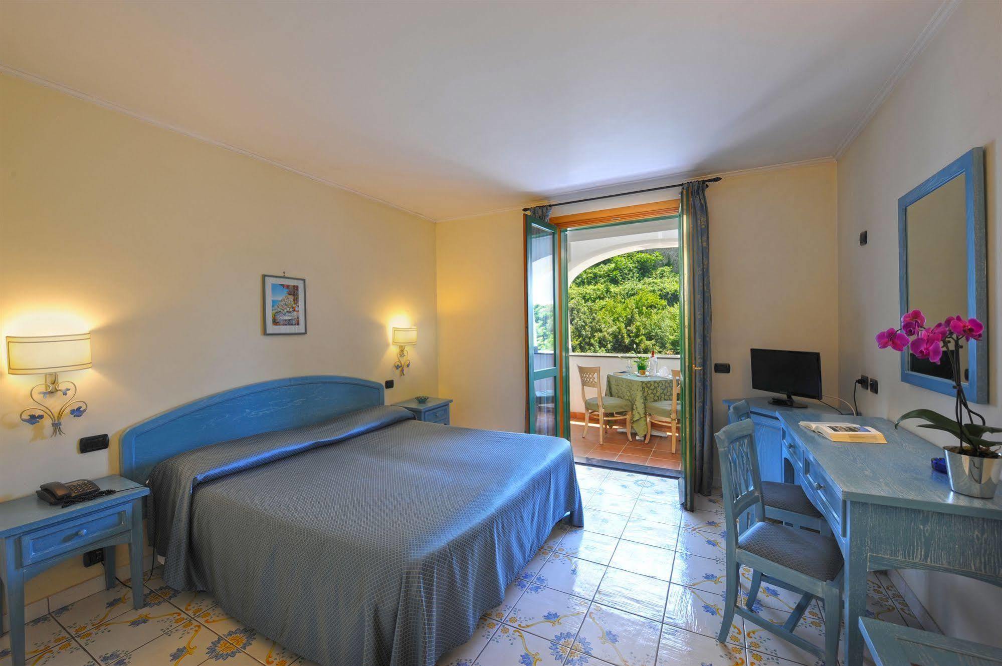 Hotel La Pergola Amalfi Kültér fotó